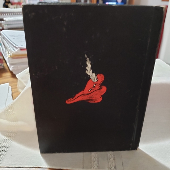 Vintage Dr. Seuss Book "The 500 Hats of Bartholomew Cubbins" - Picture 7 of 12